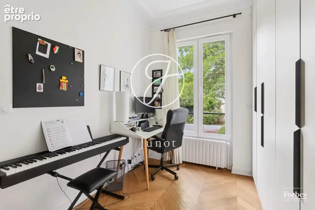 Chatou - CÔTÉ CROISSY- Maison - 6 chambres - 192m² - Terrain 813m². - photo 9