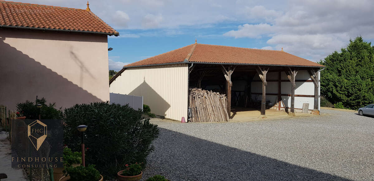 Maison à LOMBEZ