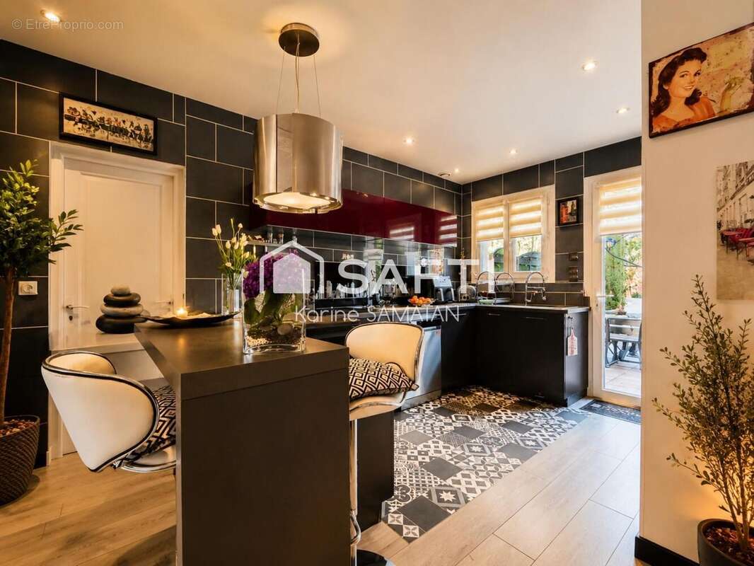 Maison 207 m² à Garidech  - photo 7