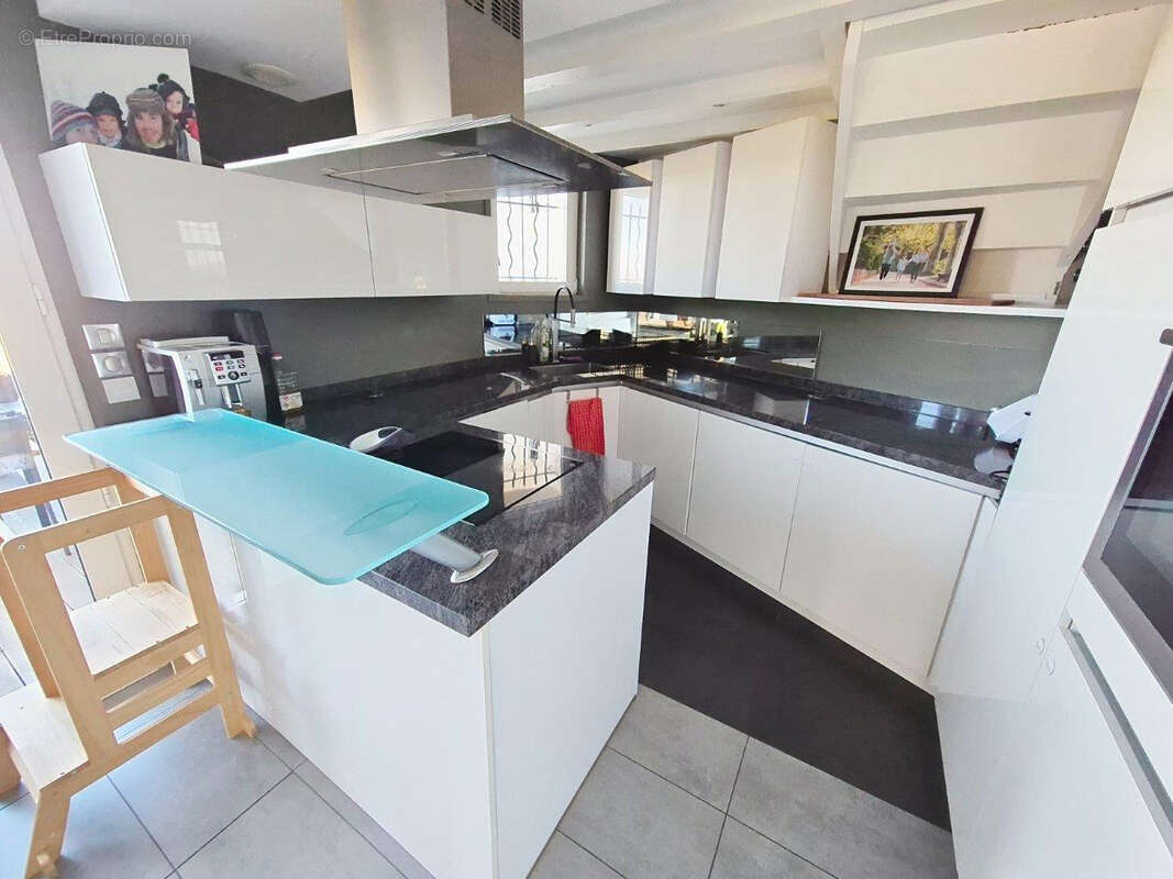 Maison à FLEURIEUX-SUR-L&#039;ARBRESLE