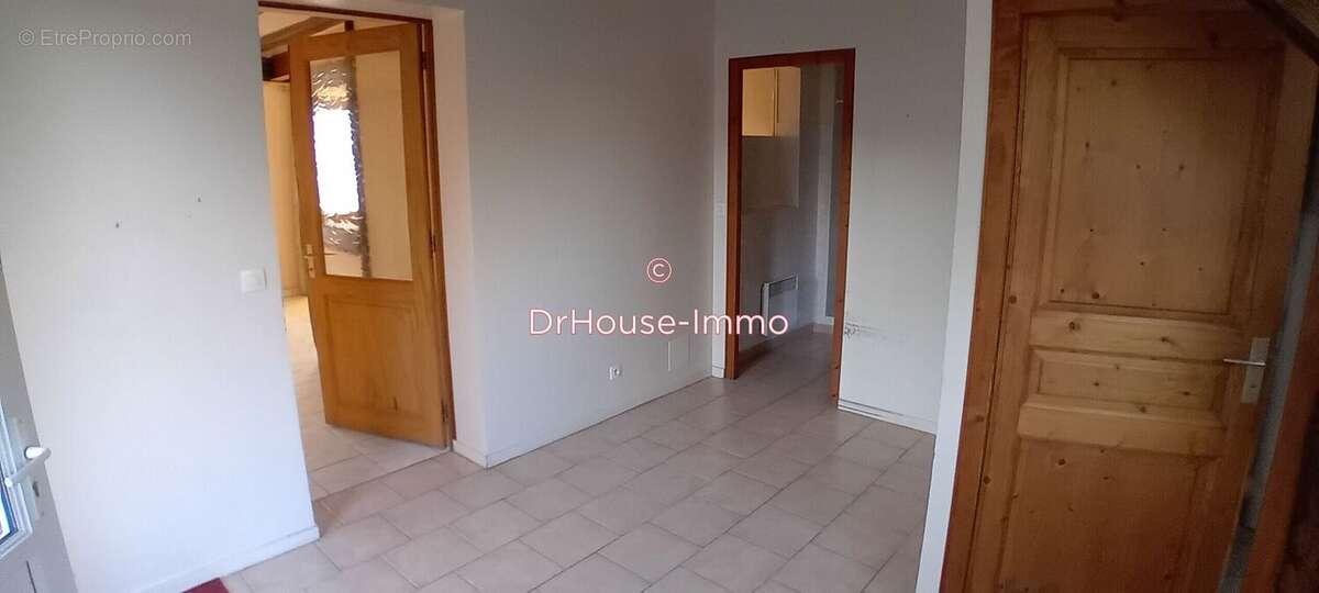 Maison à SAVIGNE-SUR-LATHAN