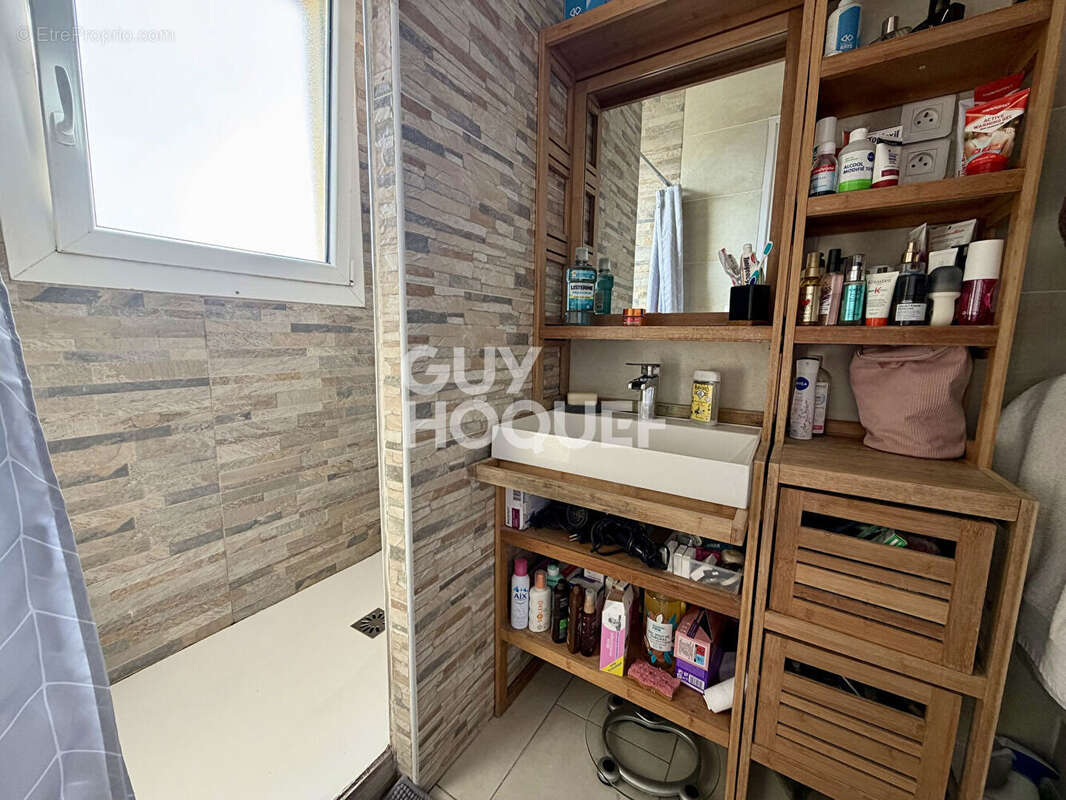 Maison à NEUILLY-SUR-MARNE