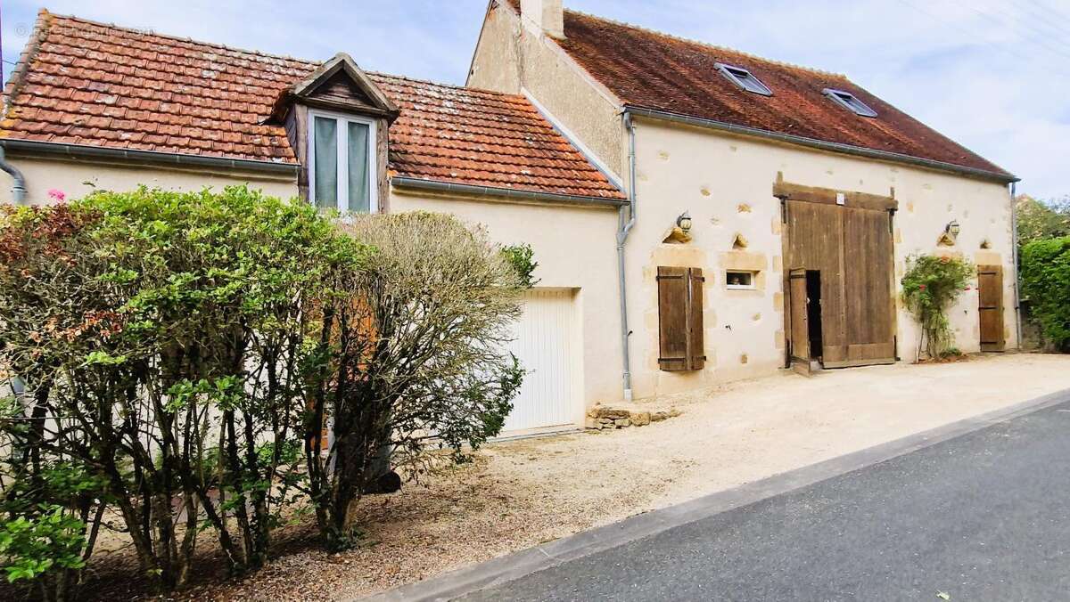 Maison à CHASSIGNOLLES