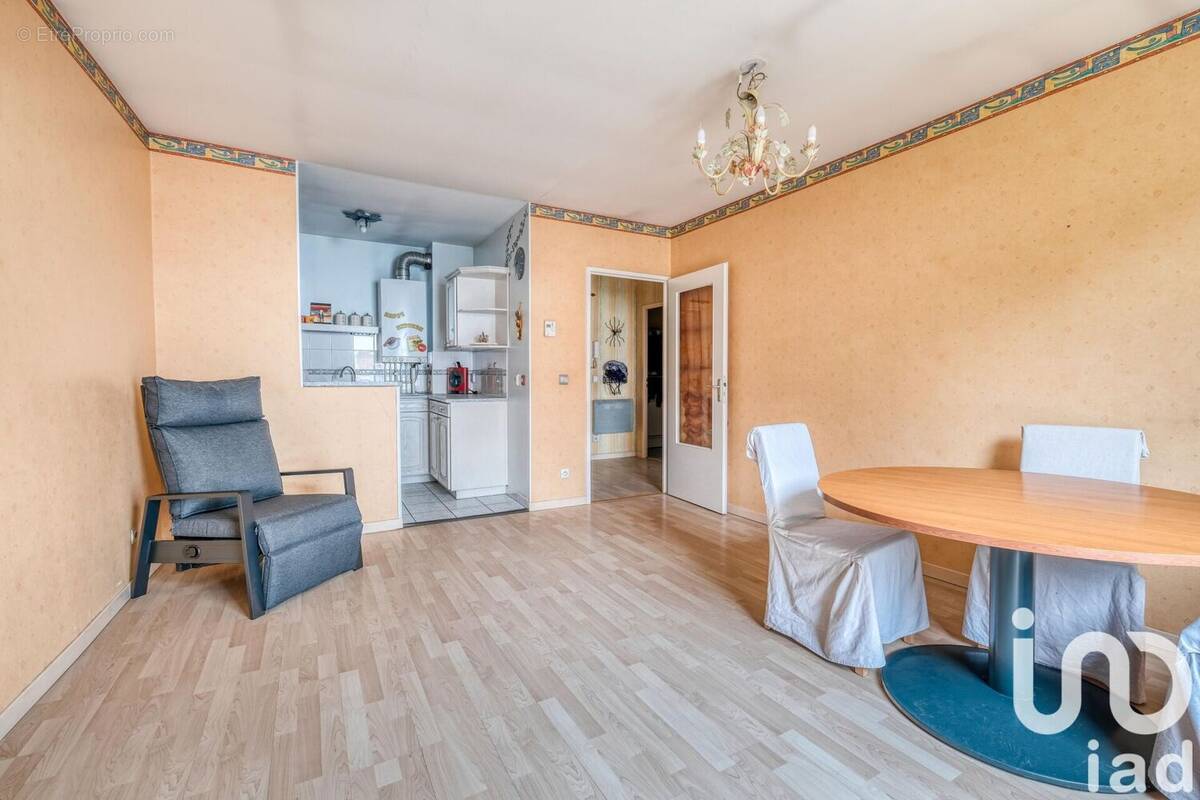 Photo 1 - Appartement à DAMMARTIN-EN-GOELE