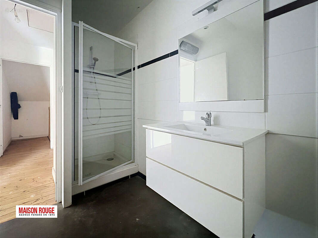Maison à rénover avec studio indépendant ? Vildé-la-Marine à 100 m de la baie - photo 14