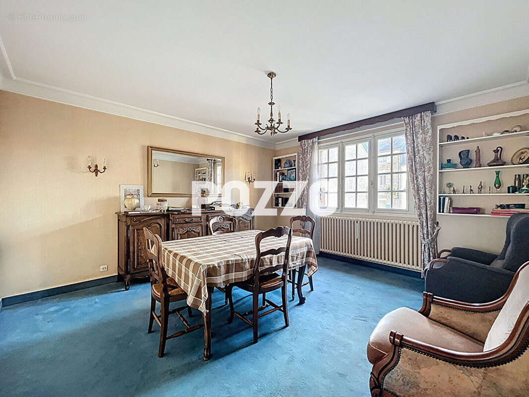 Maison à SAINT-HILAIRE-DU-HARCOUET