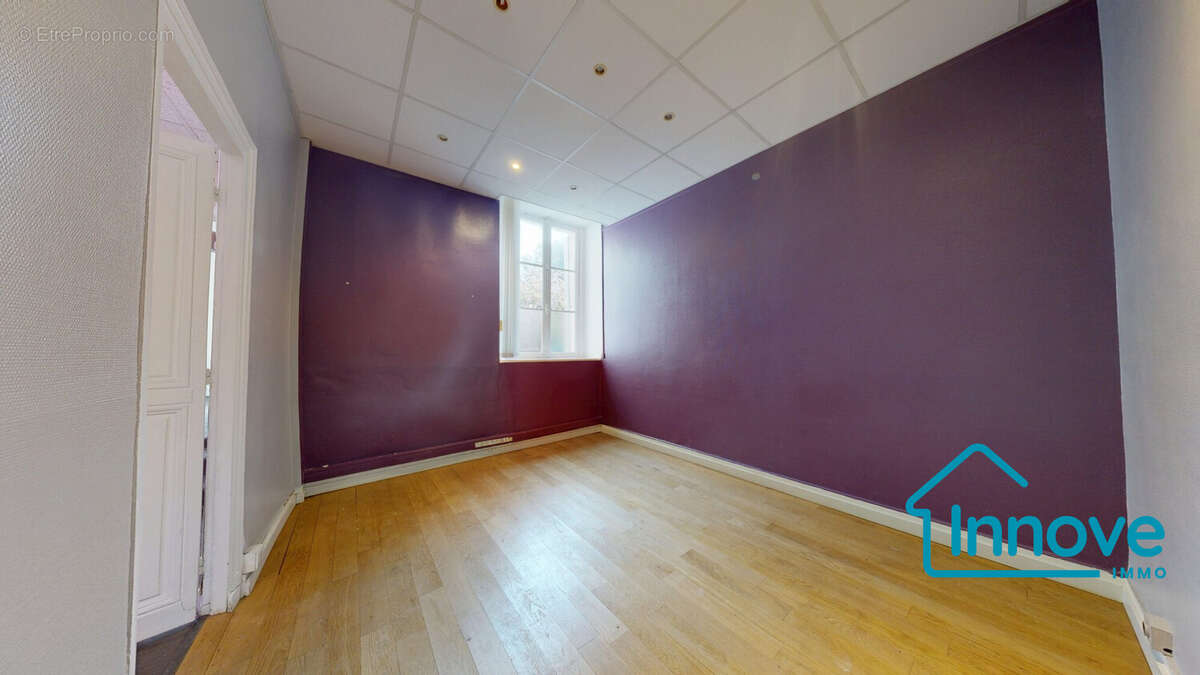 Commerce à VERSAILLES