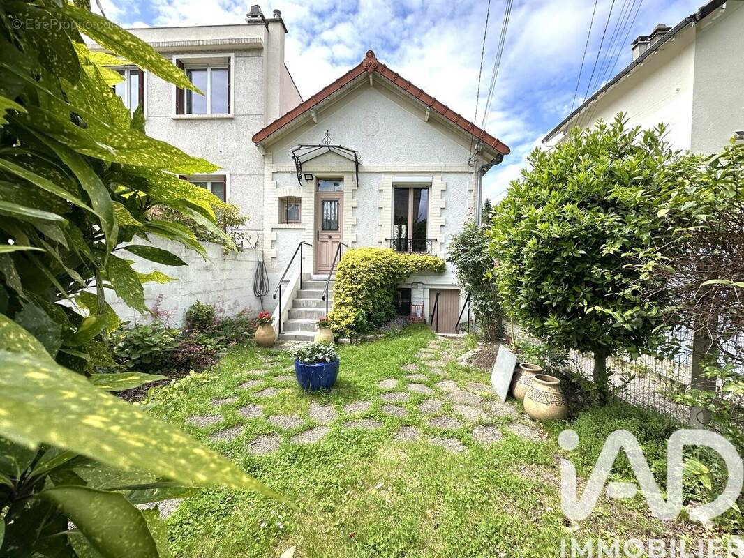 Photo 1 - Maison à COLOMBES