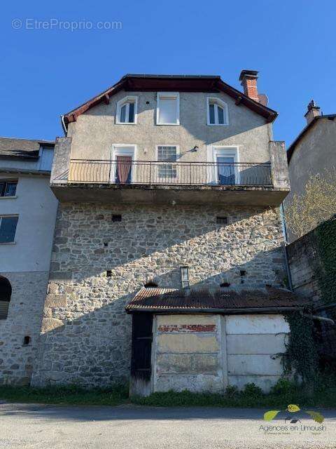Maison à TREIGNAC