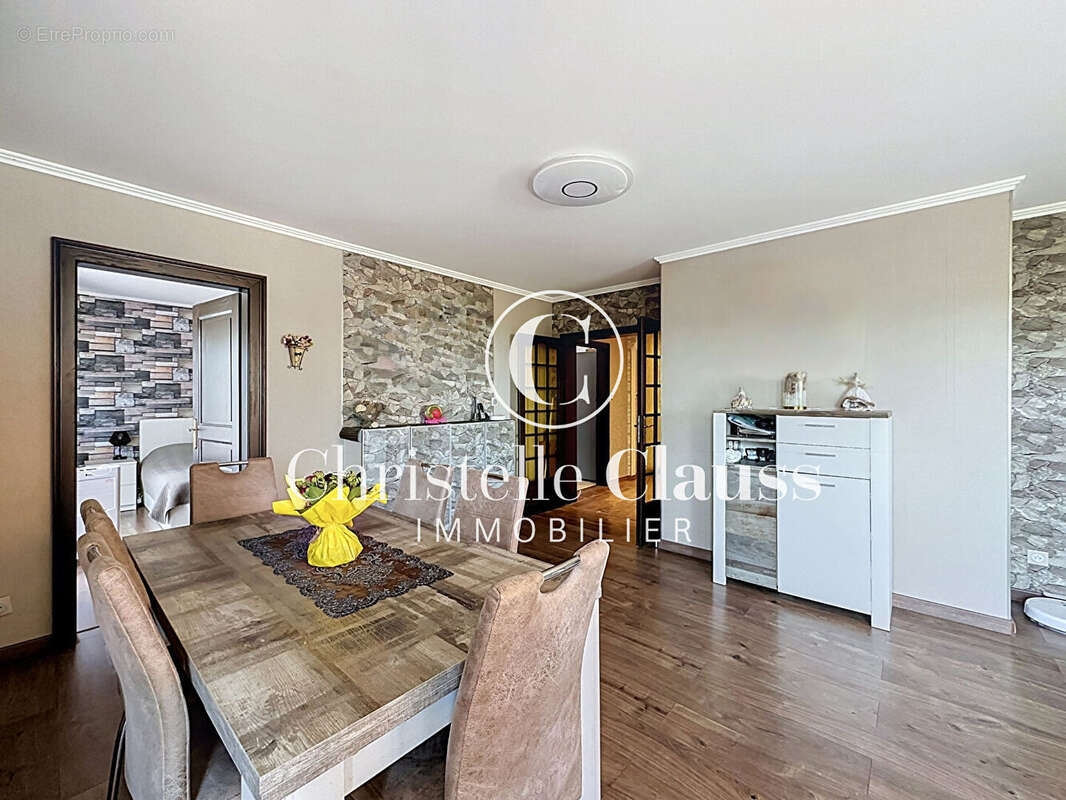 Appartement Schnersheim 5 pièce(s) 130 m2 - photo 4