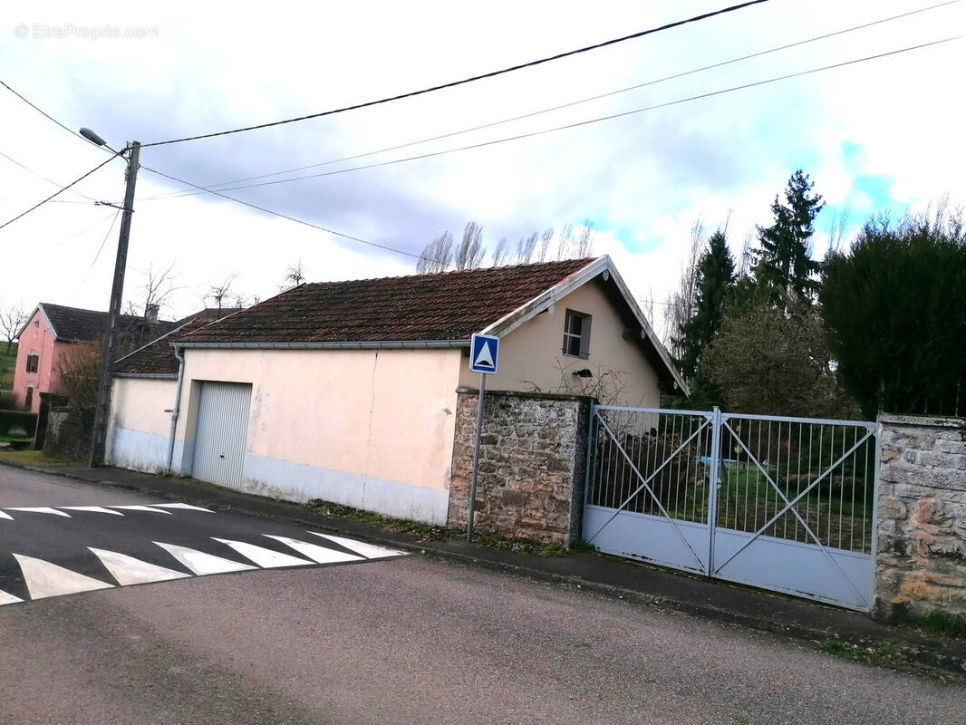 Maison à LUXEUIL-LES-BAINS