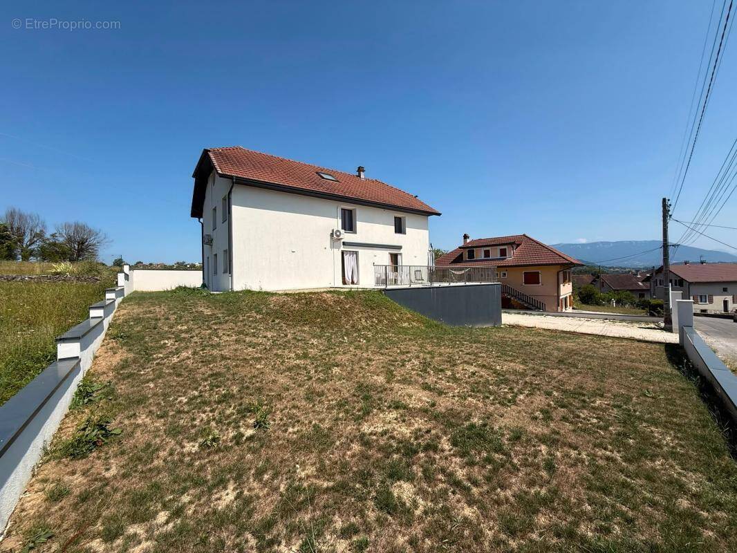 Maison à SALES