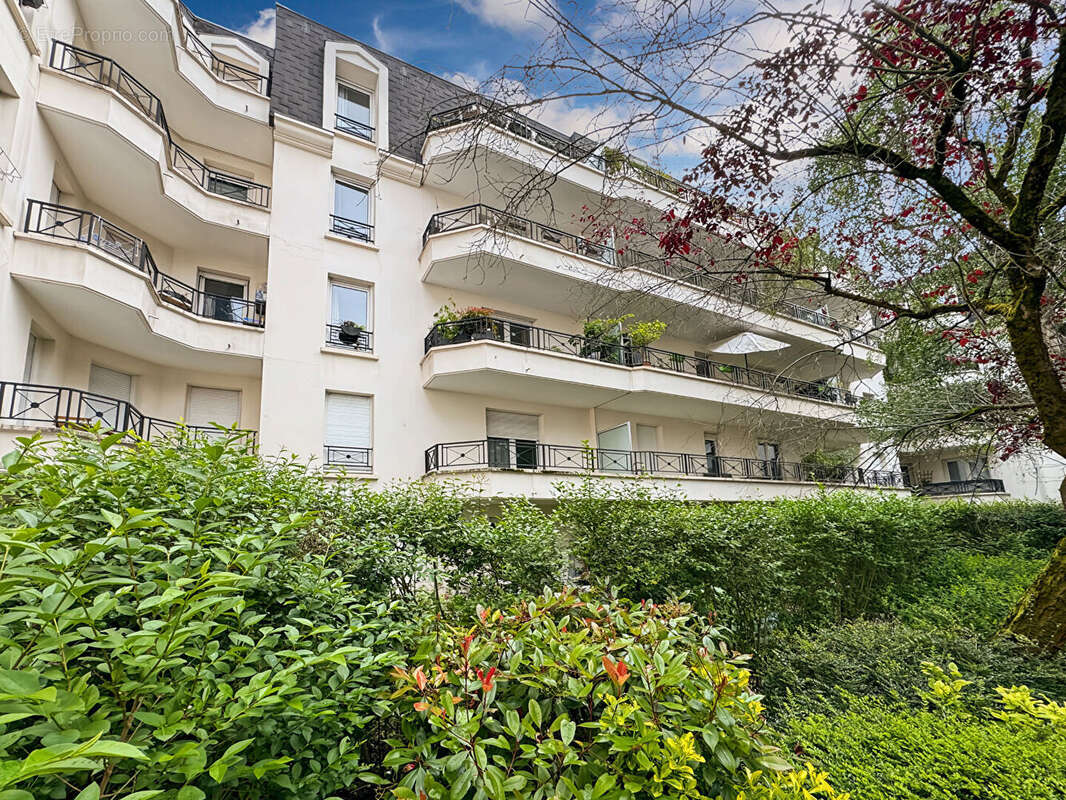 Appartement à ROSNY-SOUS-BOIS