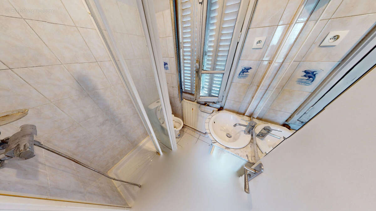 Exclusivité Guy Hoquet : Maison de ville avec extérieur et box à Montreuil - photo 7