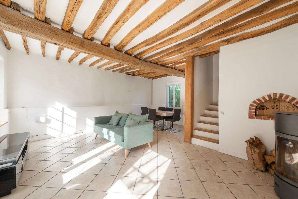 Maison à FUBLAINES