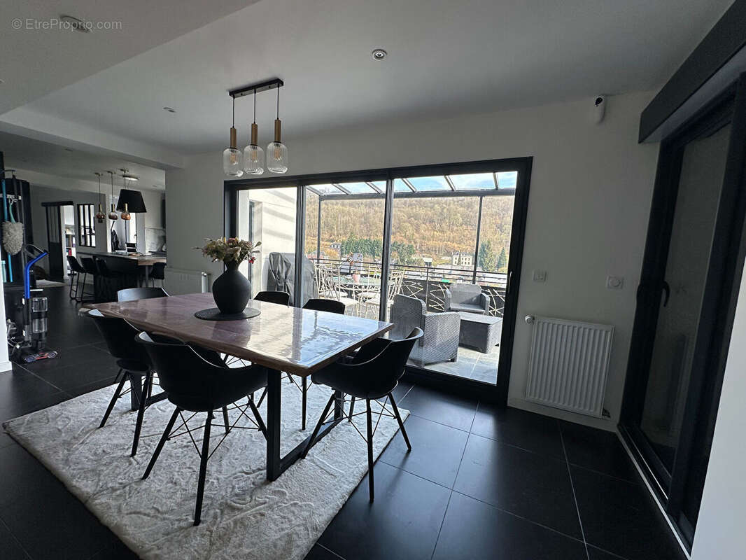 Maison à SAINT-MARTIN-DU-VIVIER