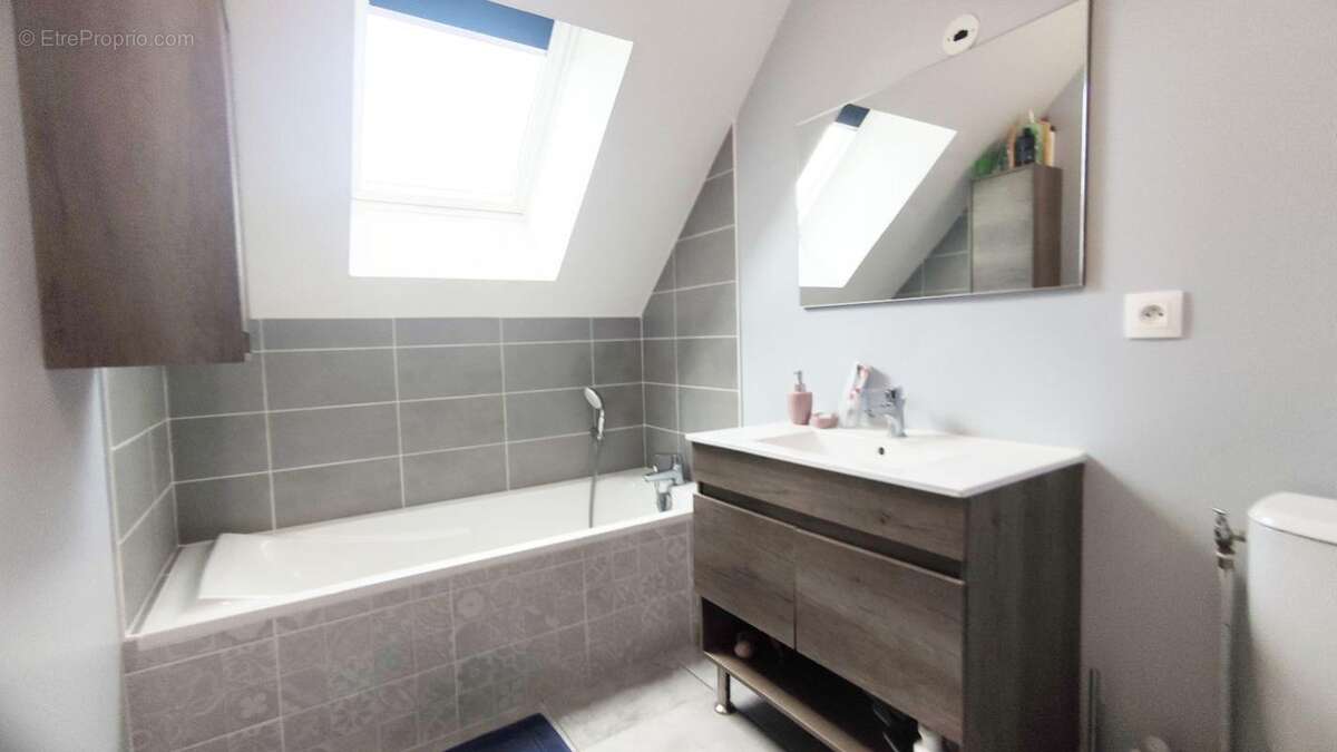 Maison 96 m² à Pierre-De-Bresse  - photo 3