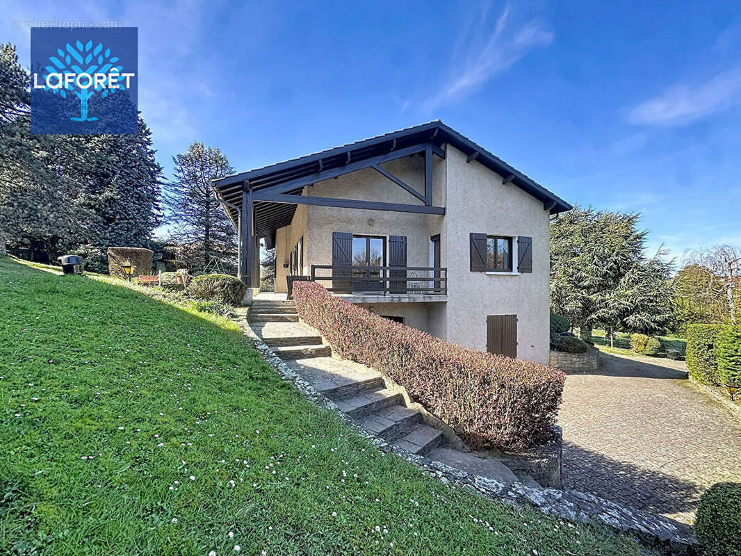 Maison Saint Genis Laval 5 pièce(s) 150 m2 - photo 4