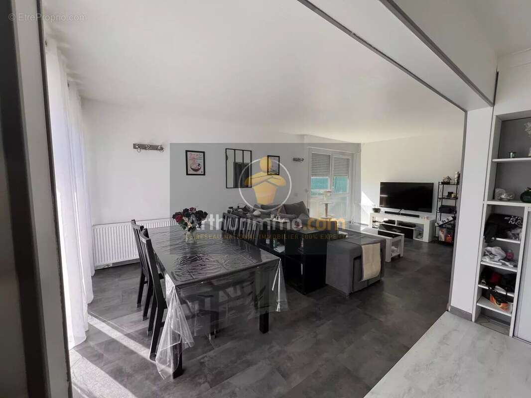 Maison à GRETZ-ARMAINVILLIERS