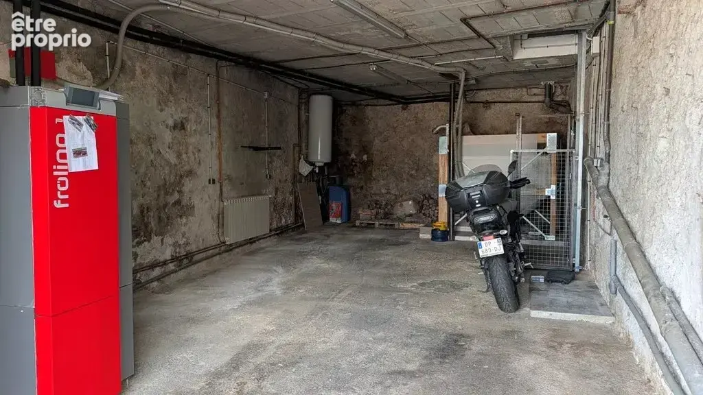 CARCES - Maison de village rénovée avec terrasse et garage - photo 12
