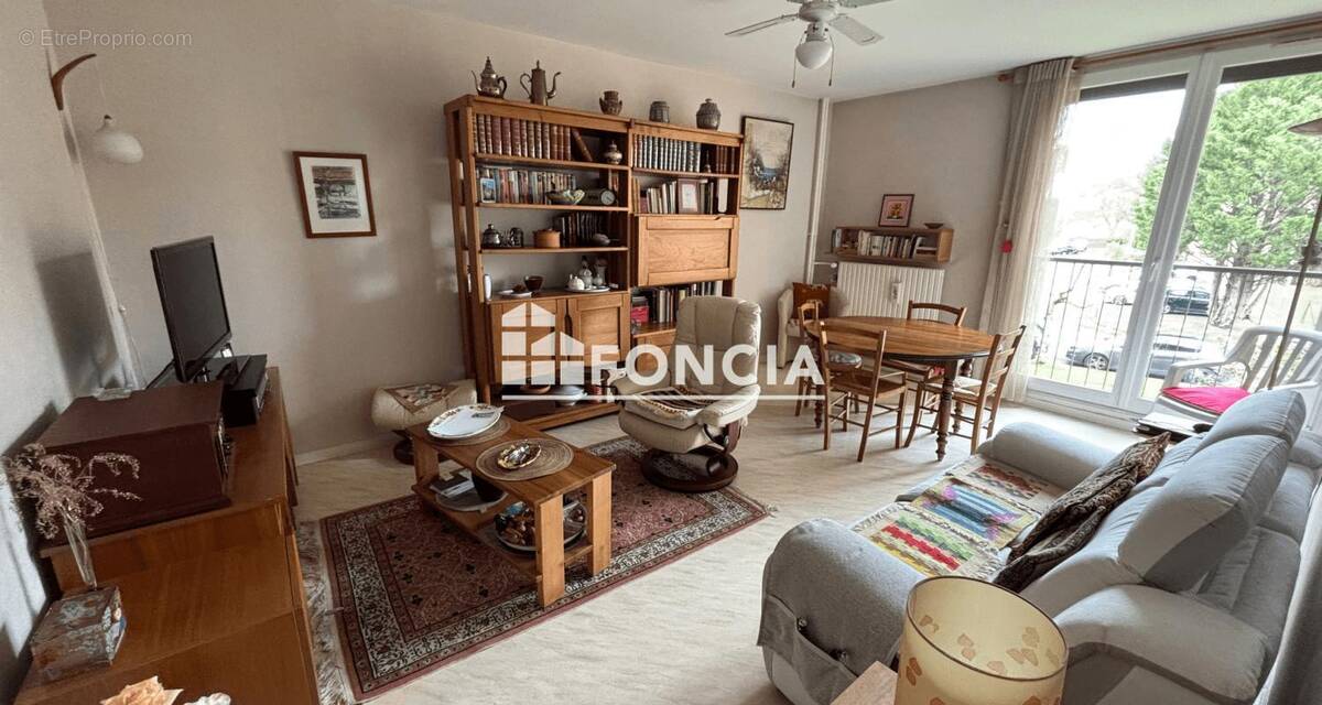 Appartement à COLOMIERS