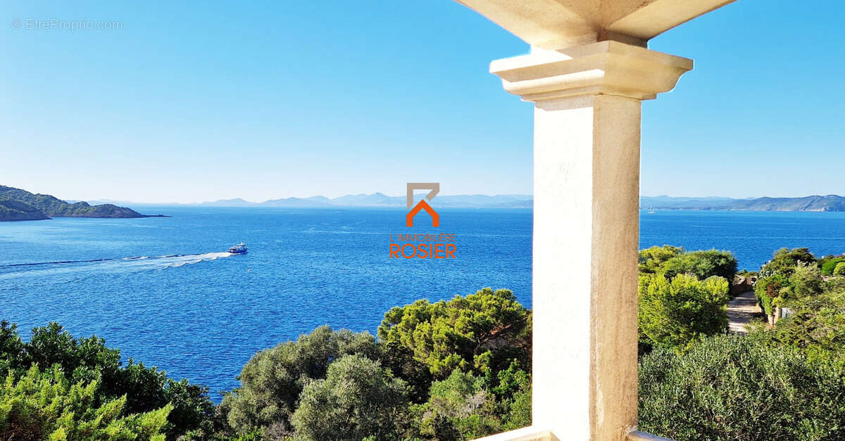 Maison à HYERES