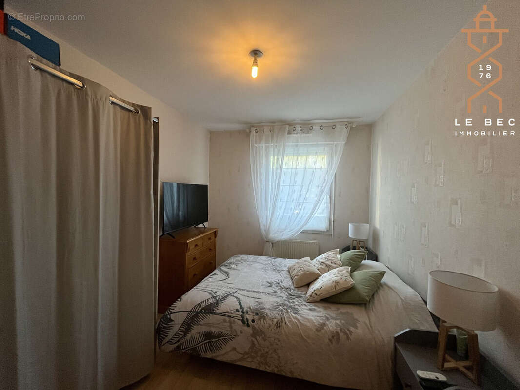 Appartement à SAINT-AVE