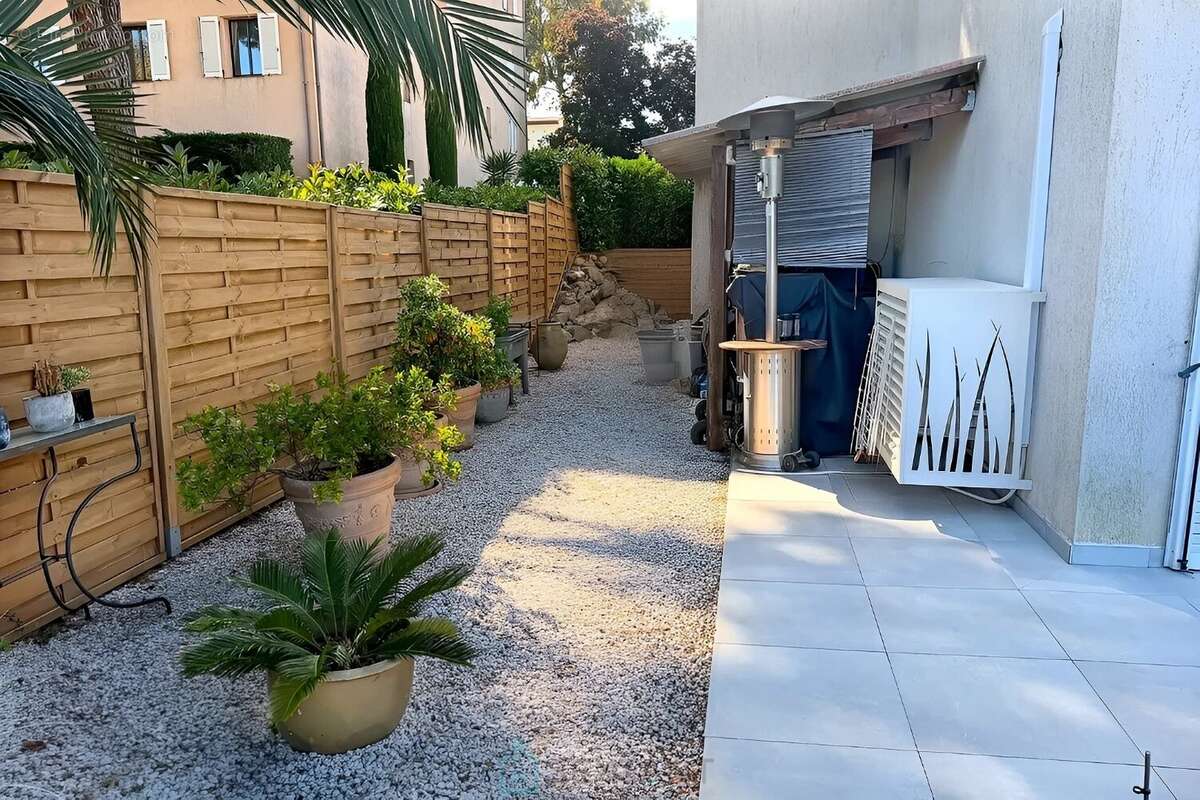 Appartement à VILLENEUVE-LOUBET