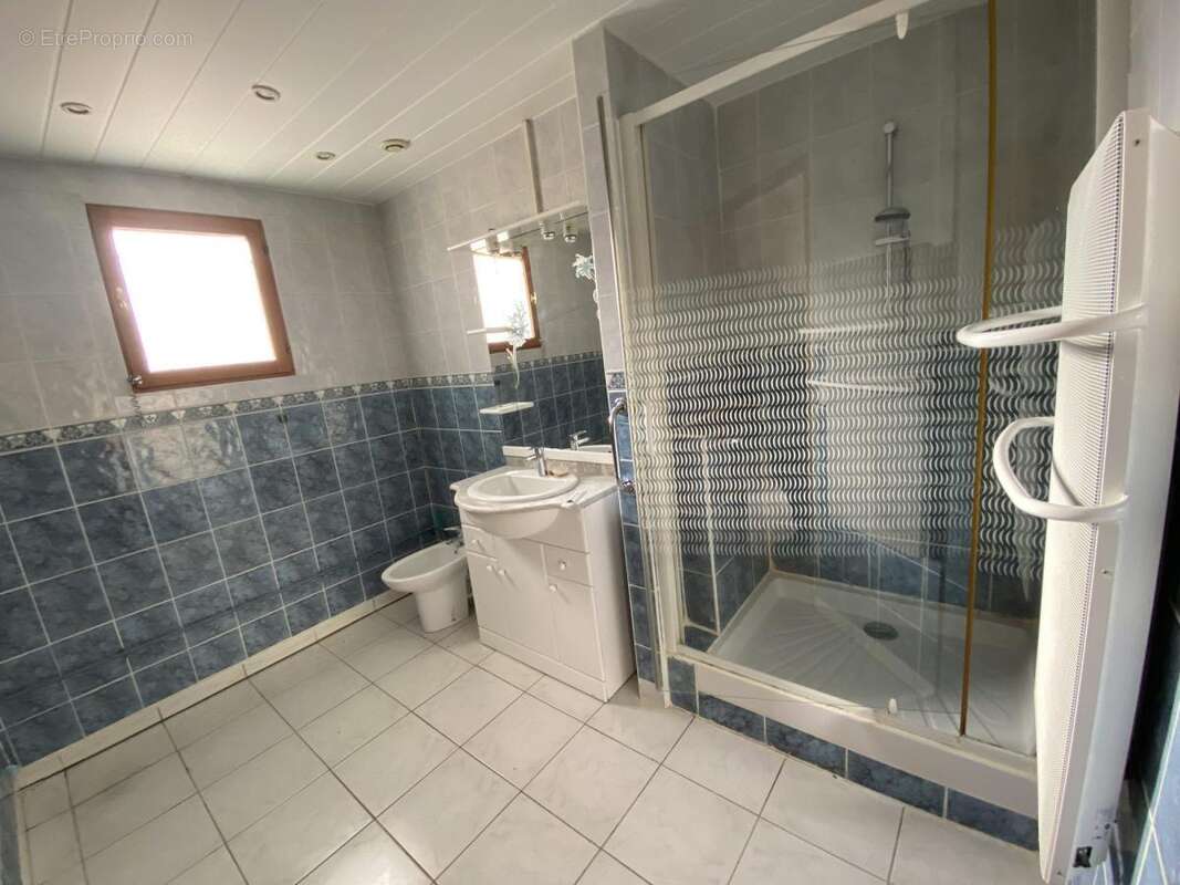 Maison à LA CROIX-SAINT-LEUFROY