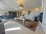 Appartement à MOUGINS