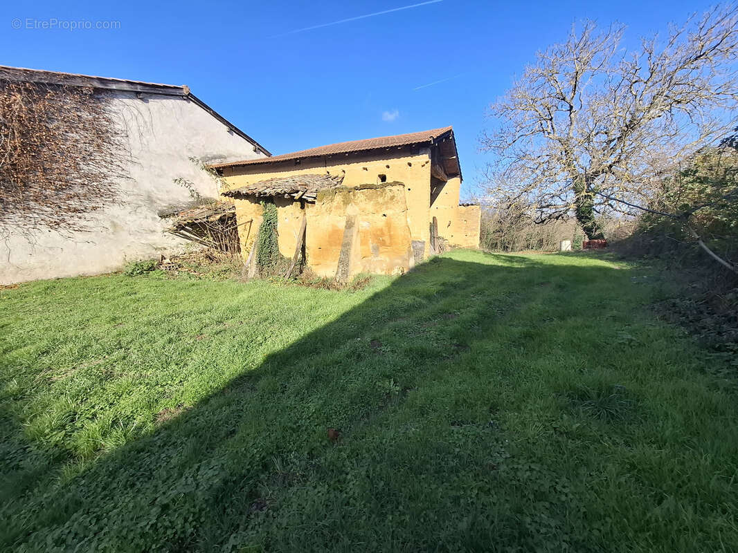 Terrain à CHEYSSIEU