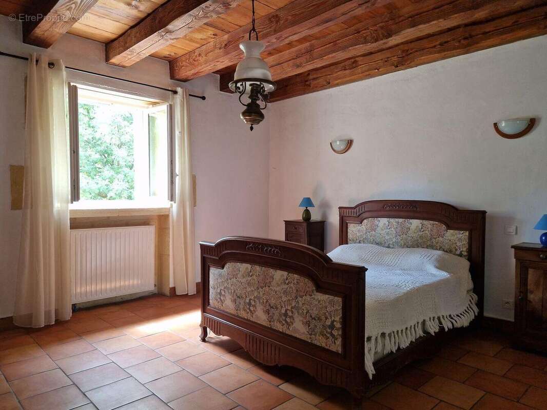 20240719115355 - Maison à LACROPTE