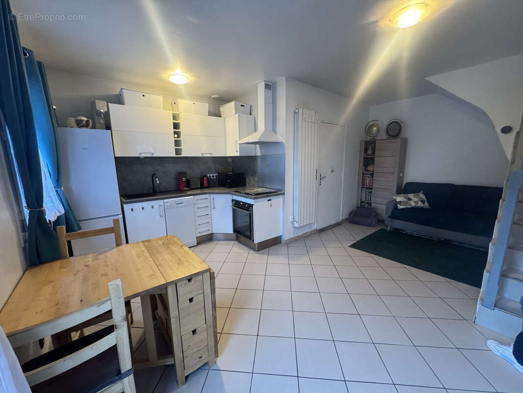 Maison à MEZIERES-SUR-SEINE