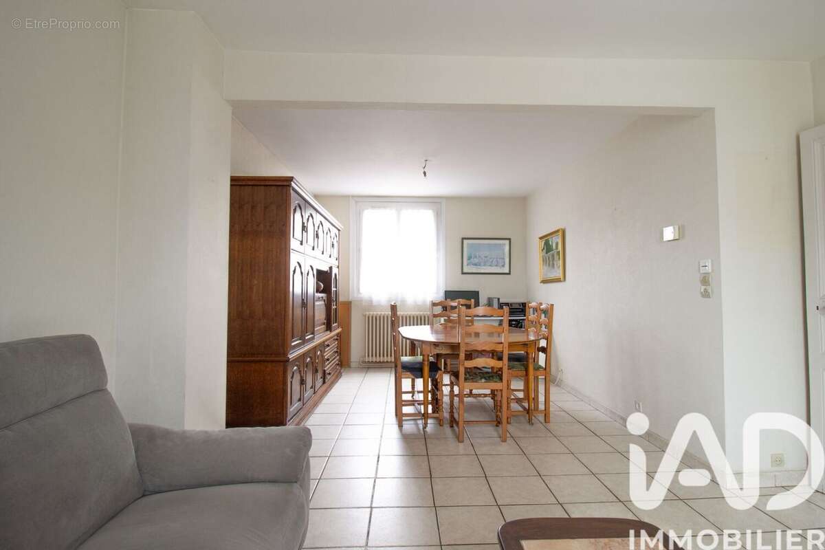 Photo 4 - Maison à LES MUREAUX