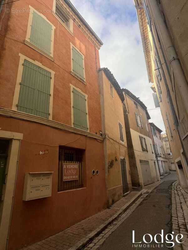 Appartement à TRETS