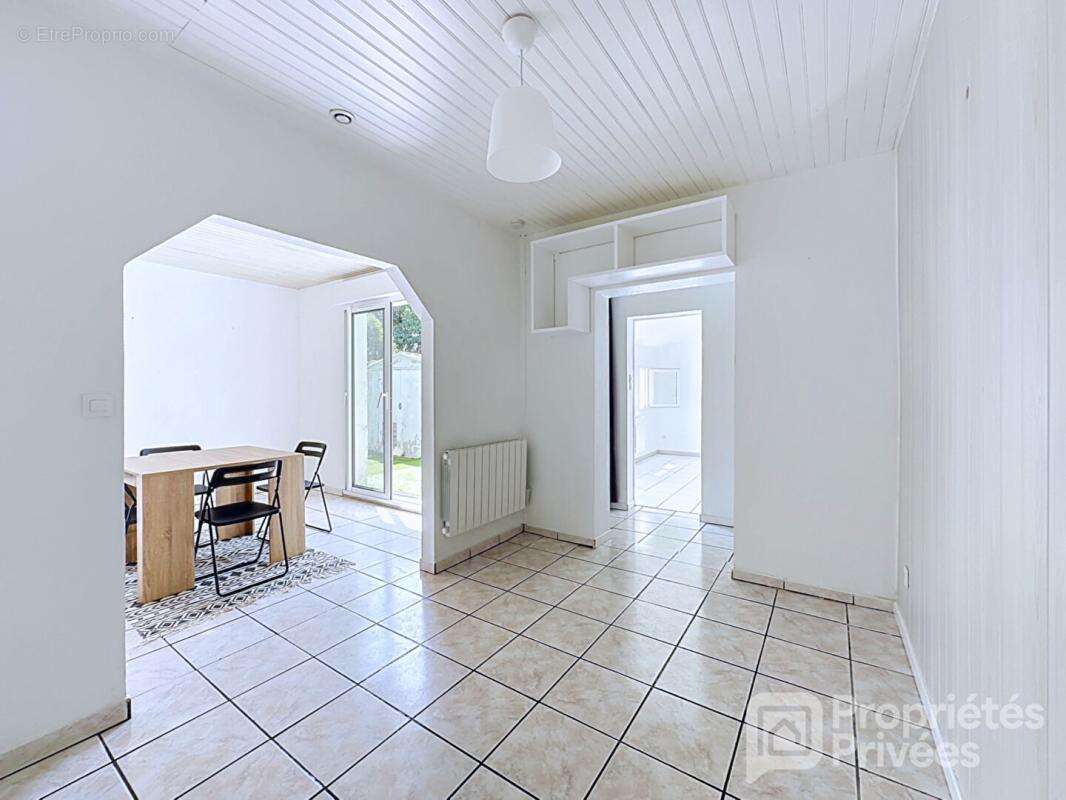 Maison plain-pied avec jardin - La Rochelle - 2 pièces 47 m2 - photo 2