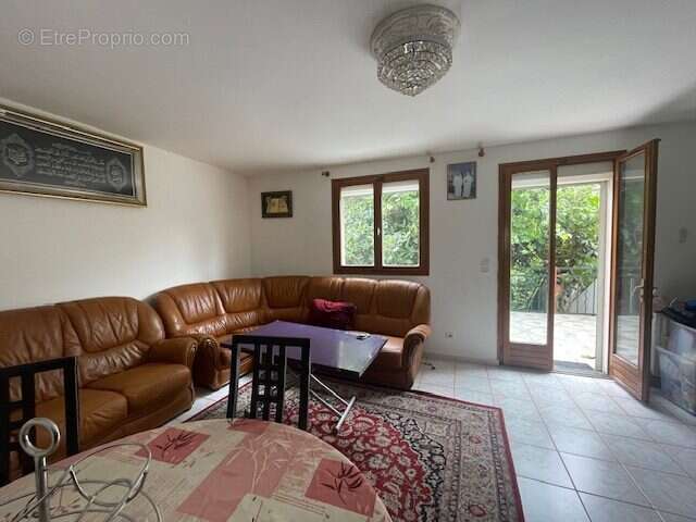 Maison à LE BLANC-MESNIL