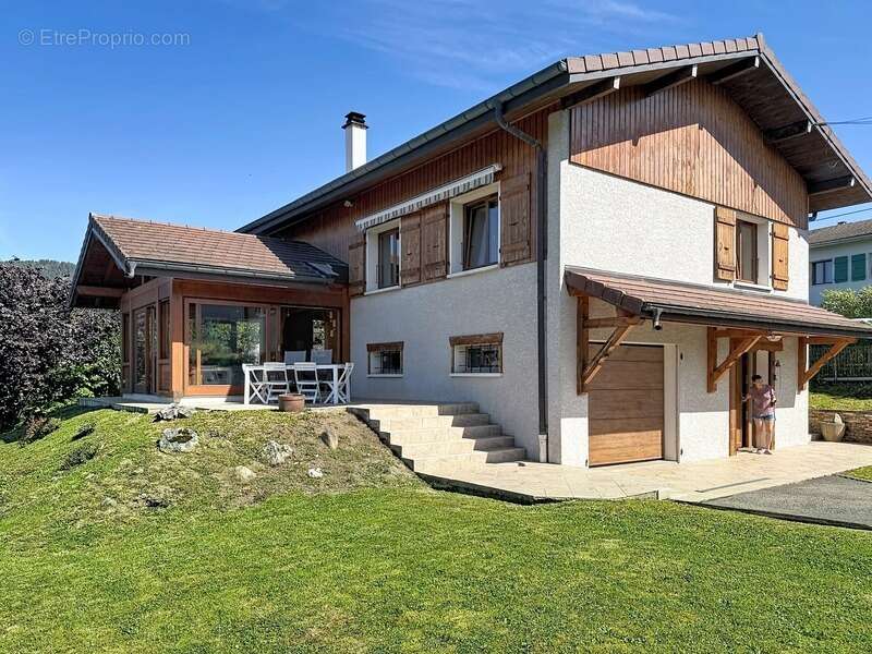 Maison à VIUZ-EN-SALLAZ