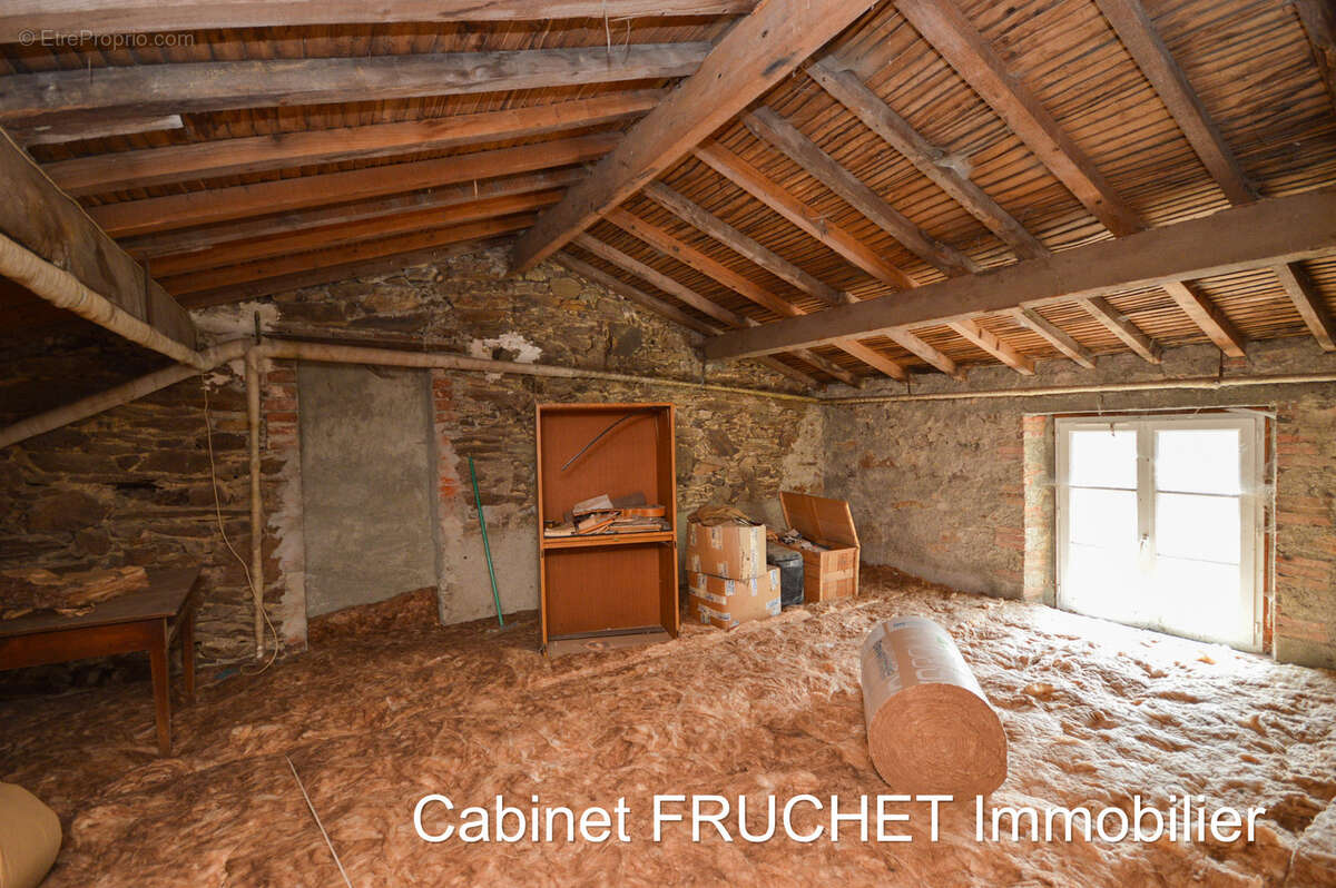 Maison habitable avec beau terrain attenant - photo 6