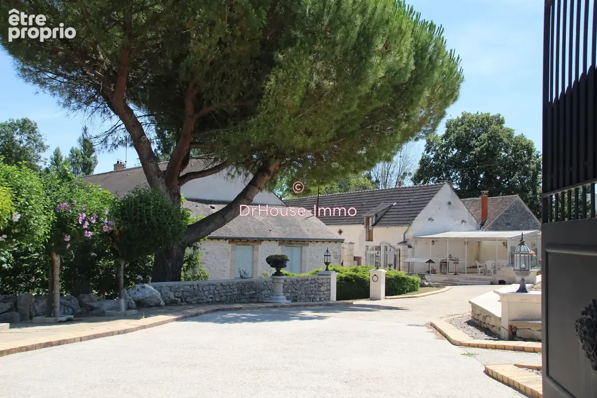 Maison 416 m² à Prefontaines  - photo 6