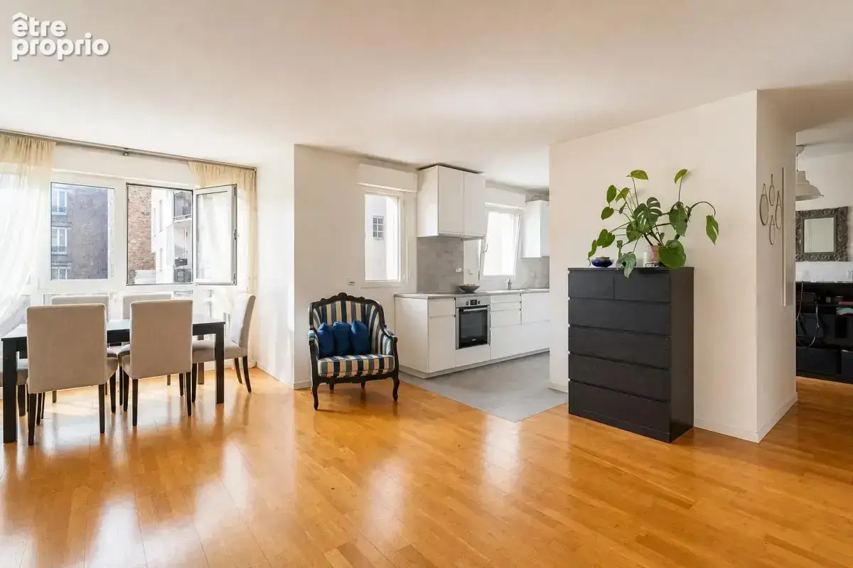 Appartement de 4 pièces de 82 m² à Asnières-sur-Seine - photo 2