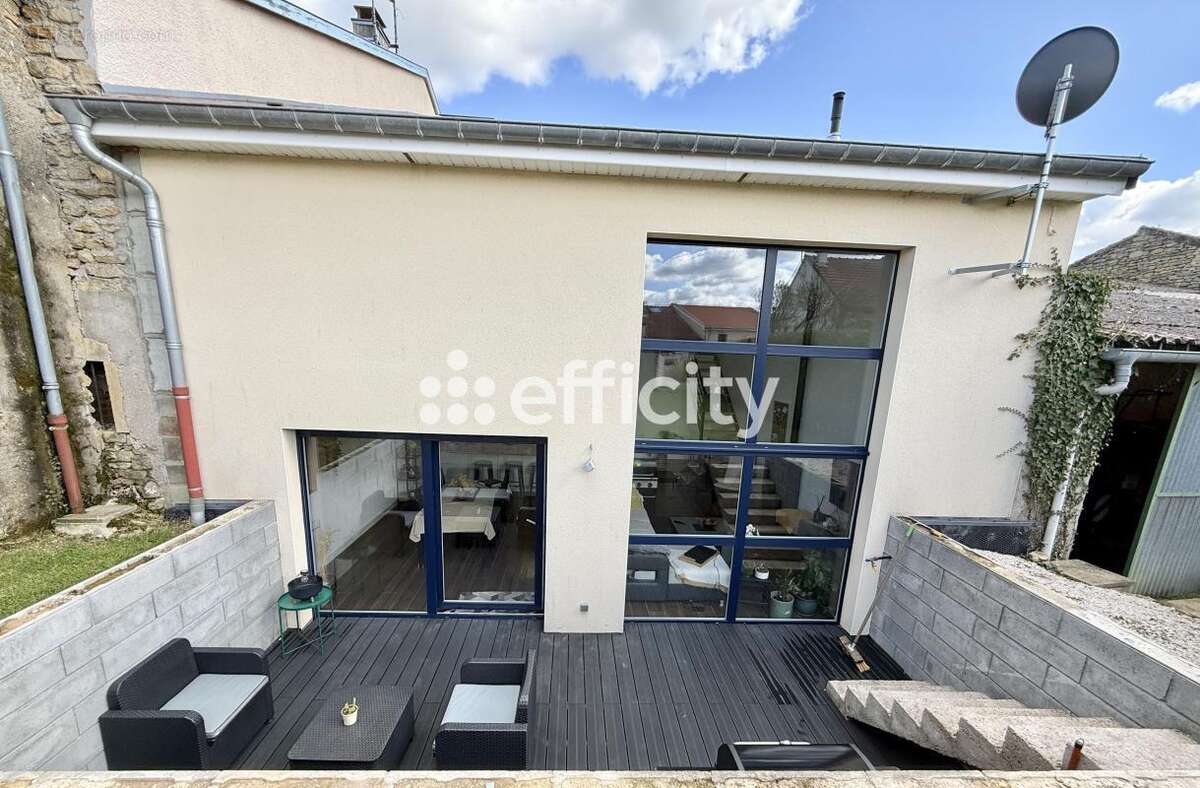 Maison à SAINT-PIERREVILLERS