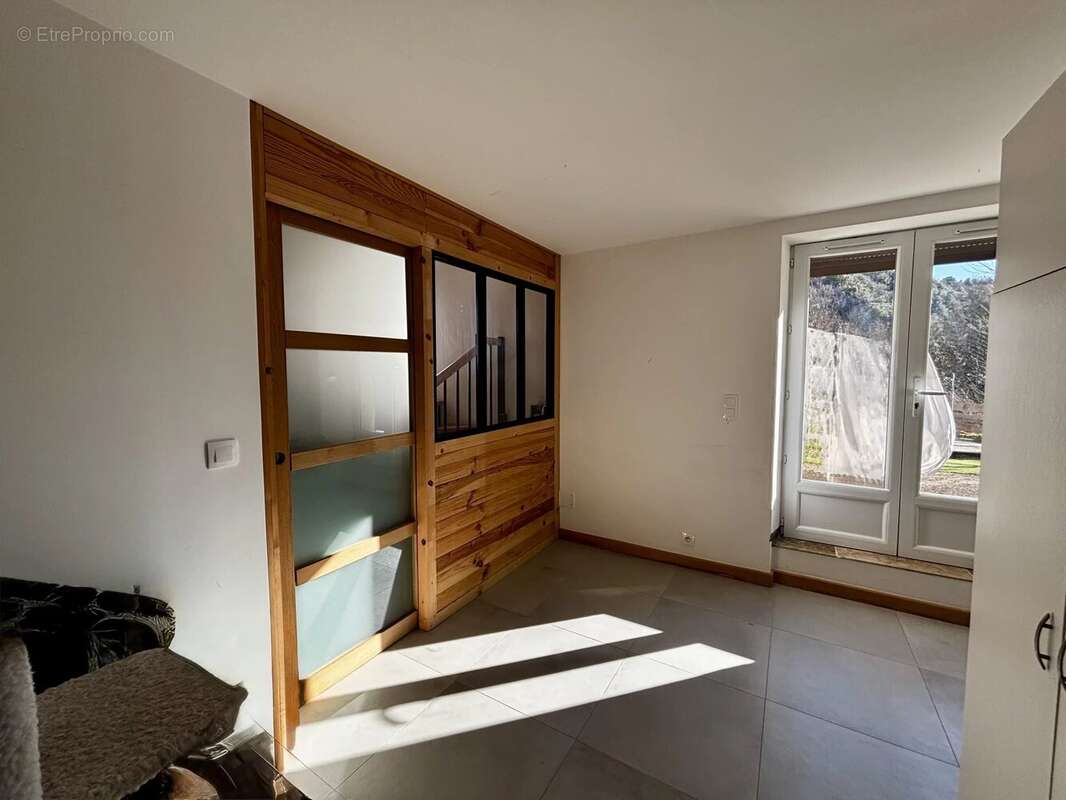 Maison à COURMES