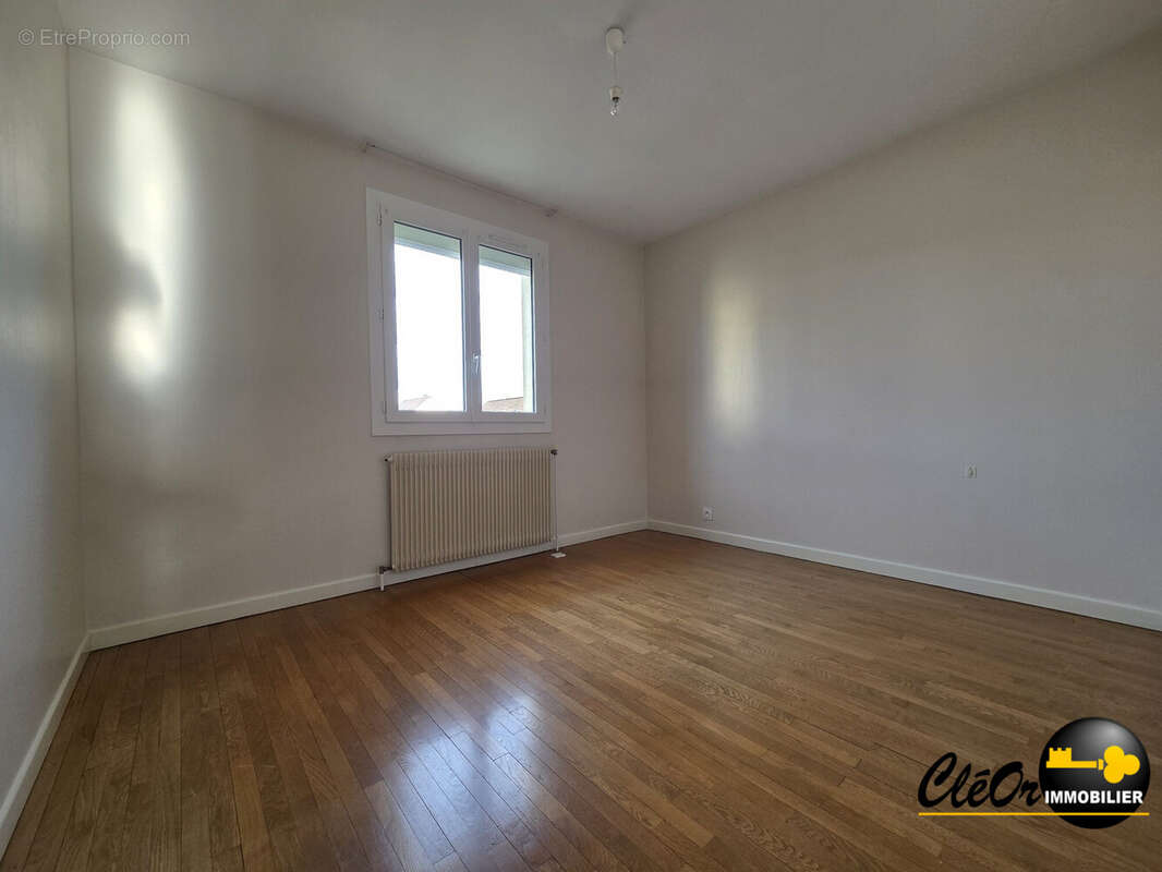 Maison à LONGECOURT-EN-PLAINE