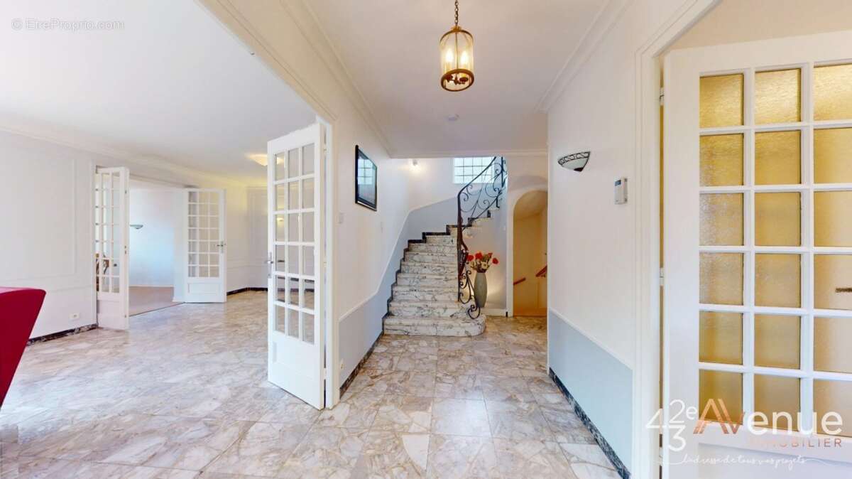 Maison à BAS-EN-BASSET