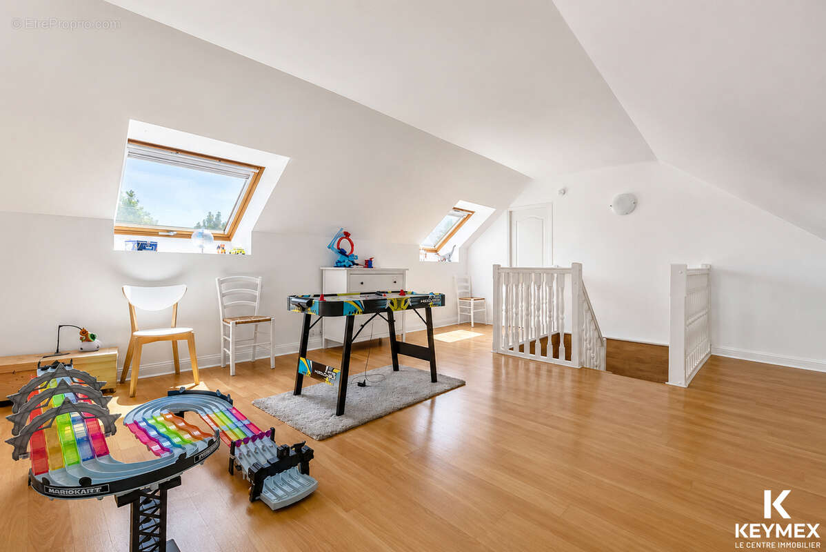 Maison indépendante  familiale Groslay 7 pièces 158 m2 - photo 14