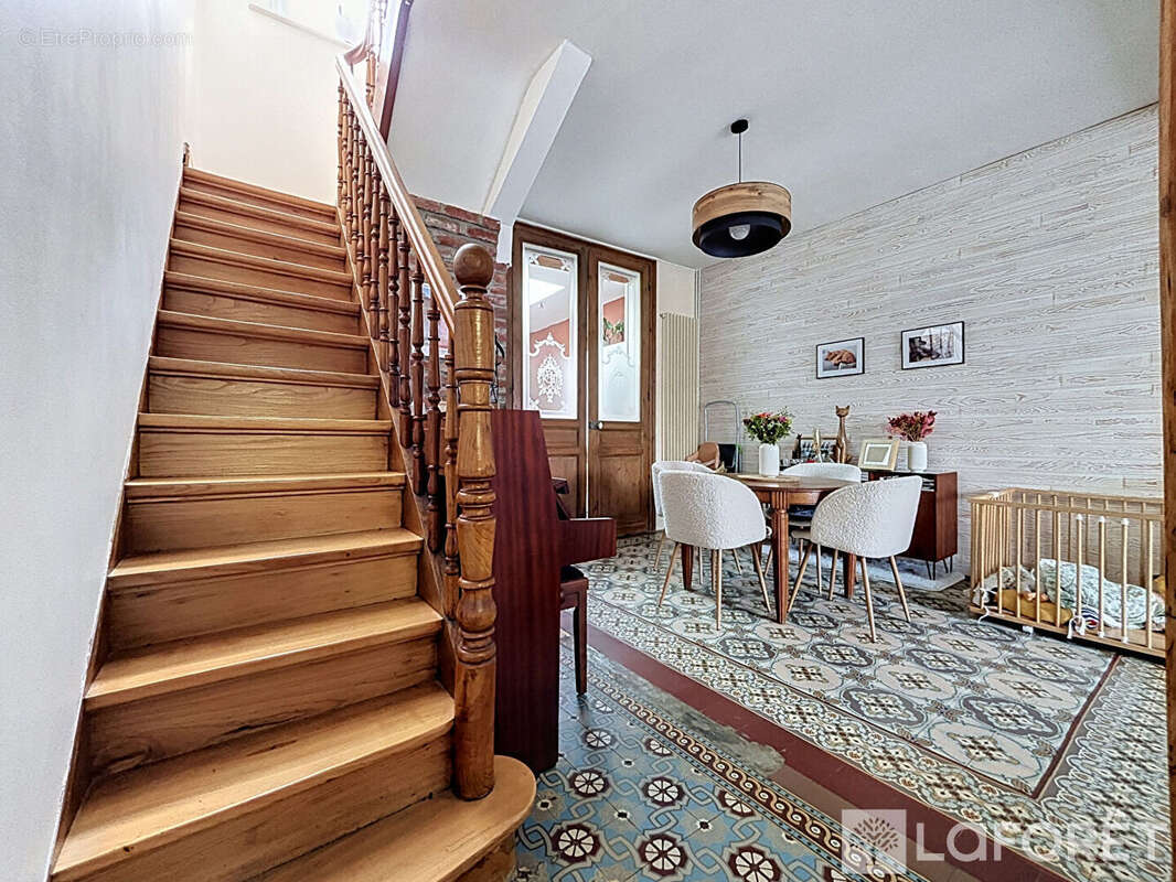 Maison Capinghem 5 pièce(s) 132.8 m2 - photo 2