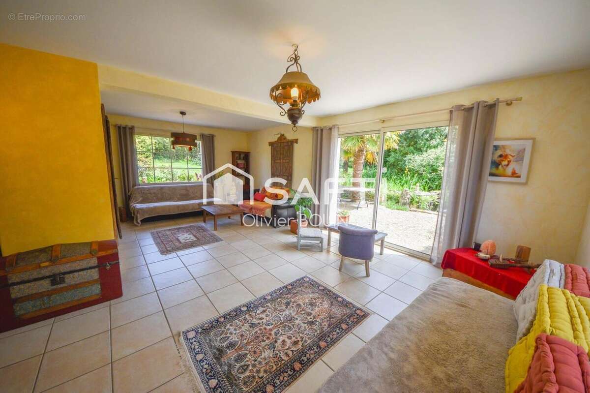 Photo 5 - Maison à LANDIVISIAU