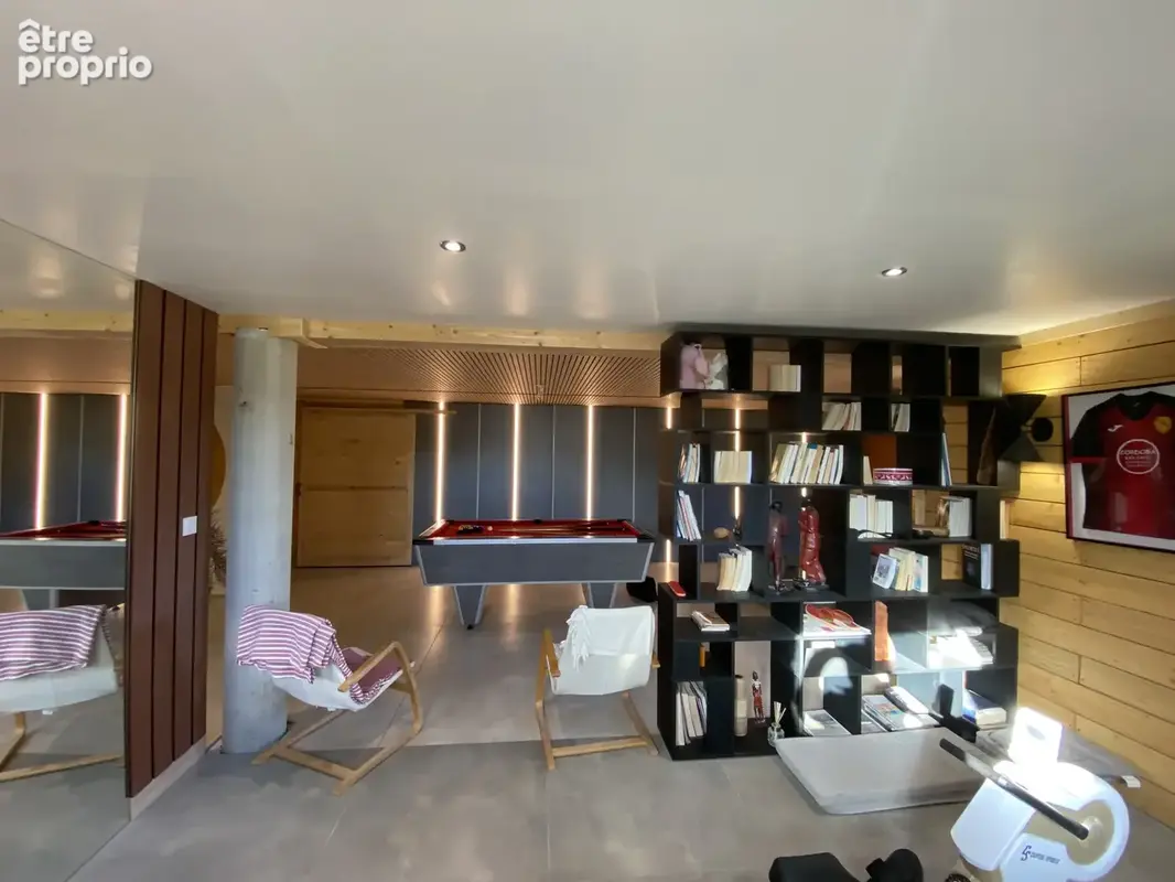 FONT-ROMEU - Vente magnifique chalet en rondins aux belles prestations - photo 17