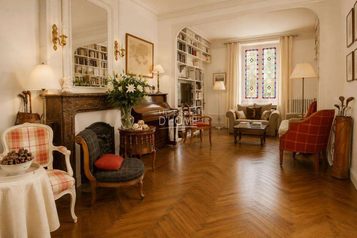 Maison à ROZAY-EN-BRIE